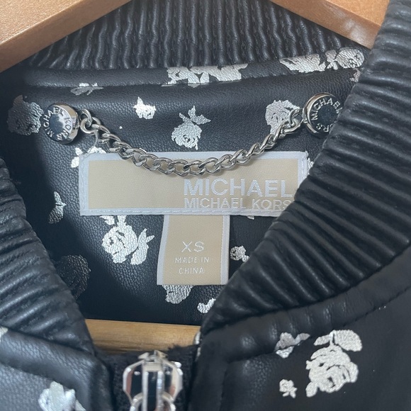 Micheal Kors Jacket - Picture 8 of 9